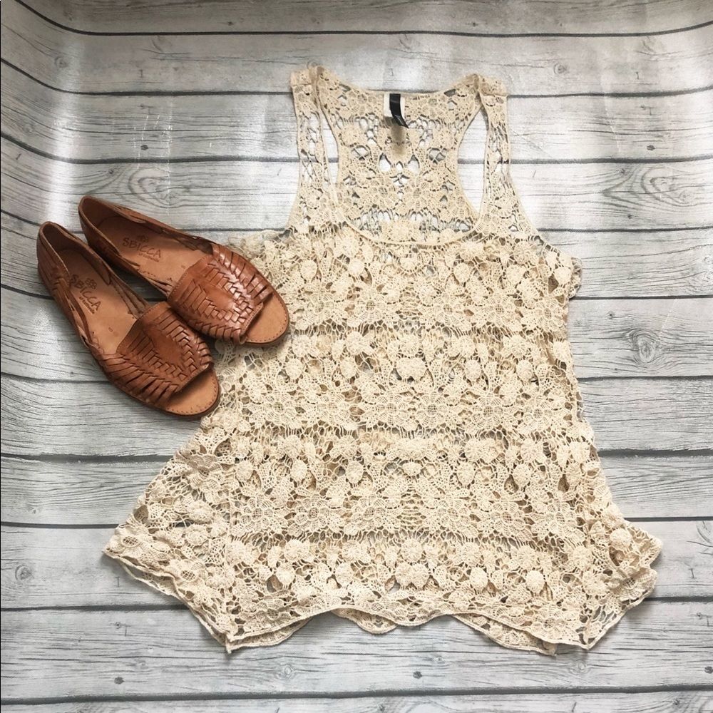 Y Generation-Crochet cream tank top-size medium